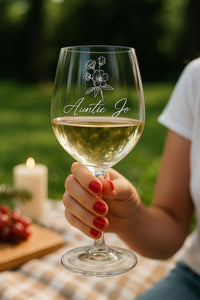Aunt Wine Glass Engraved, Personalised Glass for Auntie