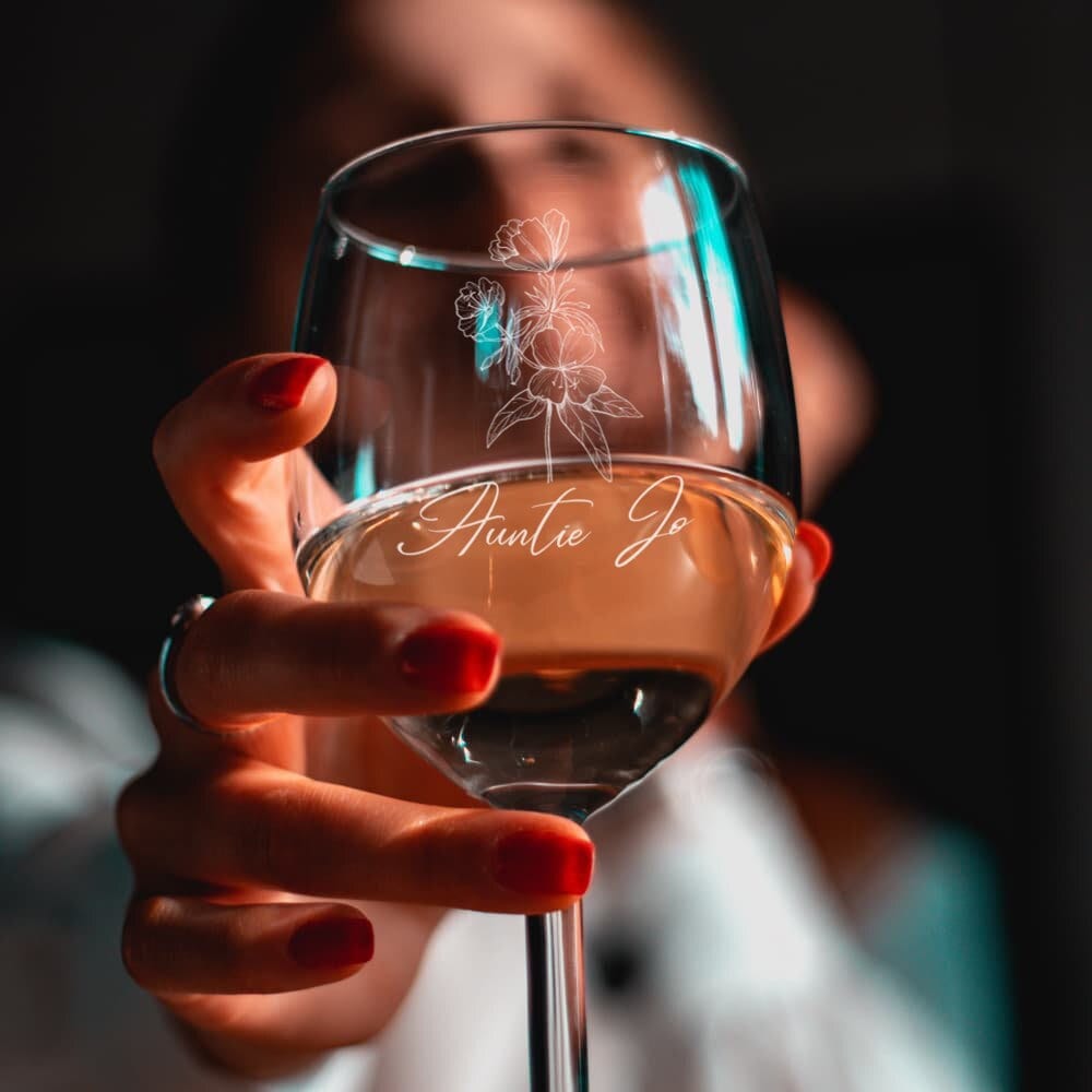 Aunt Wine Glass Engraved, Personalised Glass for Auntie