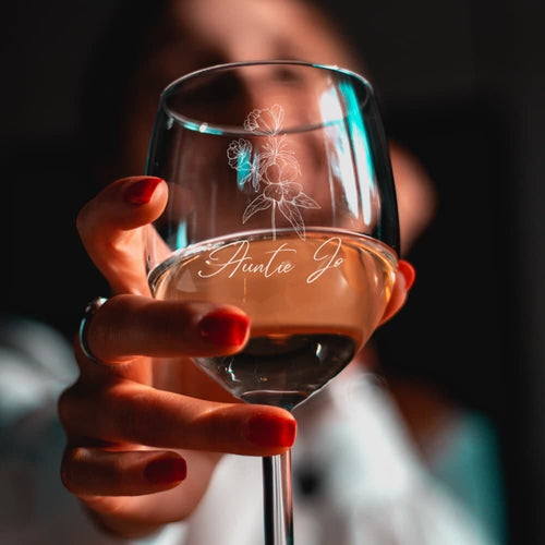 Aunt Wine Glass Engraved, Personalised Glass for Auntie